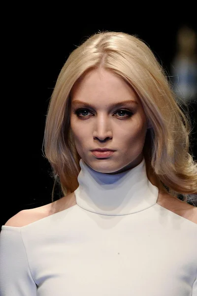 Look 23